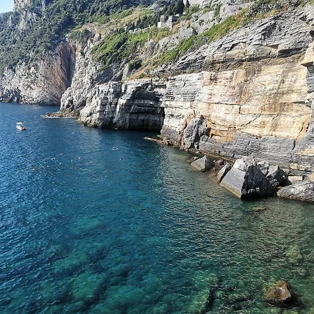 Le Terre Di Portoro Maison d'hôtes 2*
